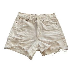 Juniors Size 2 American Eagle Outfitters boyfriend White Jean Shorts.